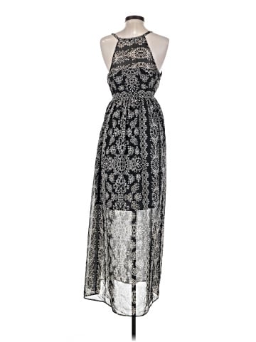 Liz Lange Maternity Casual Dress (view 2)