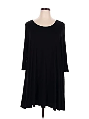Karen Kane Casual Dress (view 1)