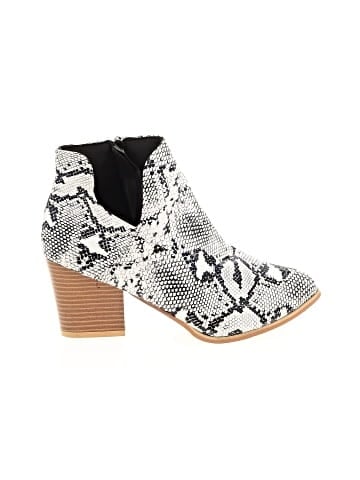 Unbranded Ankle Boots (view 1)