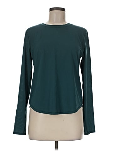 Lululemon Athletica Long Sleeve T-Shirt (view 1)