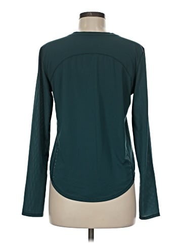 Lululemon Athletica Long Sleeve T-Shirt (view 2)