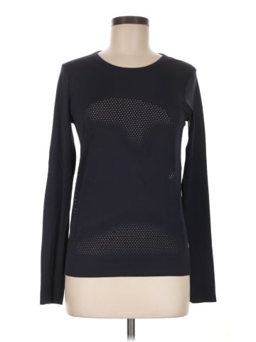 Lululemon Athletica Long Sleeve T-Shirt (view 1)