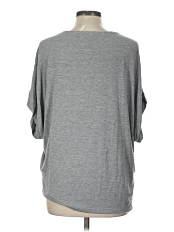 White House Black Market 3/4 Sleeve T-Shirt (view 2)