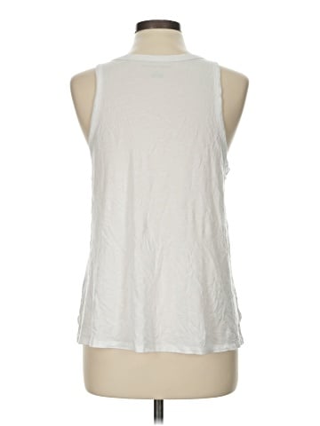 American Eagle Outfitters Sleeveless T-Shirt (view 2)