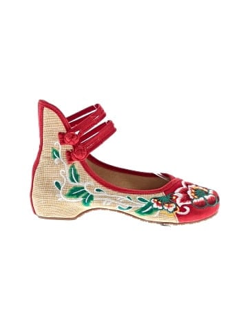 Unbranded Flats (view 1)
