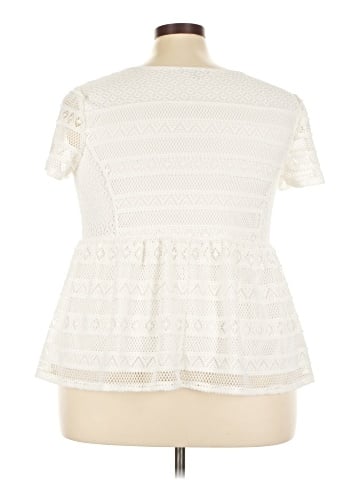 Lane Bryant Short Sleeve Top (view 2)