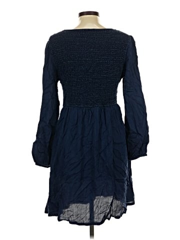 Old Navy Casual Dress (view 2)