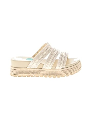 Mia Wedges (view 1)