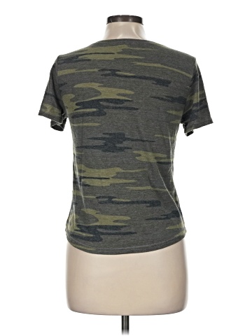 Socialite Short Sleeve T-Shirt (view 2)