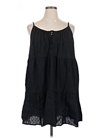 Old Navy Sleeveless Blouse (view 1)