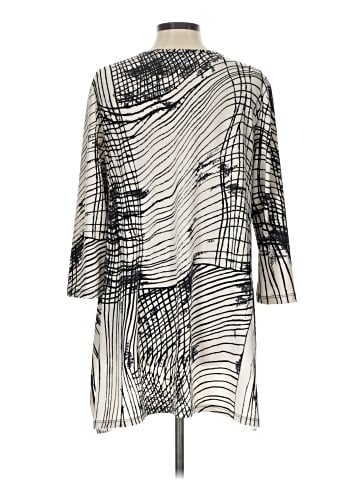 Clara Sun Woo 3/4 Sleeve T-Shirt (view 2)