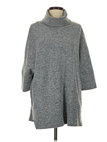 Caslon Poncho (view 1)