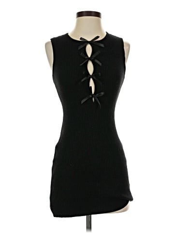 Le Lis Casual Dress (view 1)
