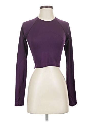 Lululemon Athletica Long Sleeve T-Shirt (view 1)