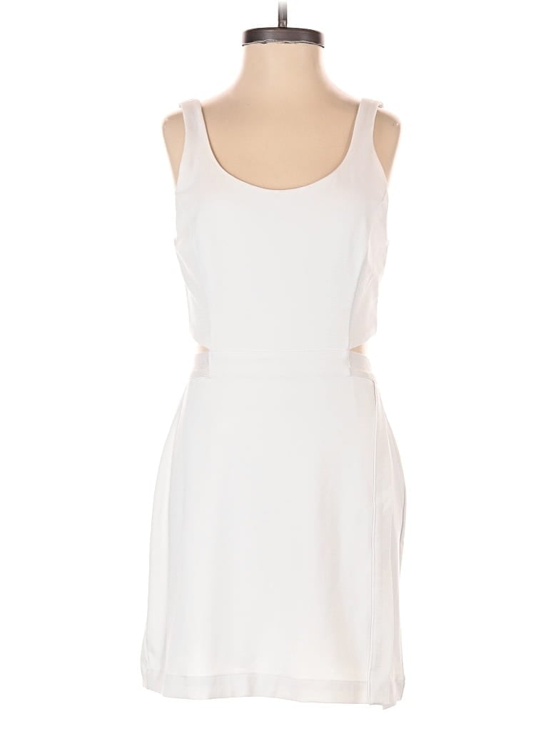 Pre-owned Outdoor Voices Romper In White