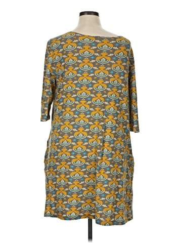 Blue Platypus Casual Dress (view 2)
