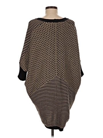 One A Poncho (view 2)