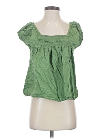 Universal Thread Short Sleeve Top (view 1)
