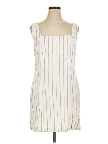 Old Navy Casual Dress (view 1)
