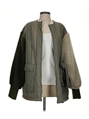Meotine Coat (view 1)