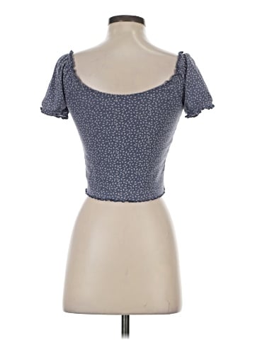American Eagle Outfitters Short Sleeve T-Shirt (view 2)