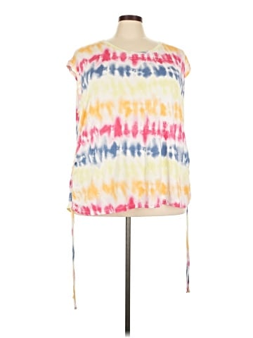 LIVI Sleeveless Blouse (view 1)