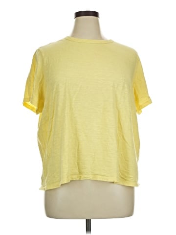 Old Navy Short Sleeve T-Shirt (view 1)