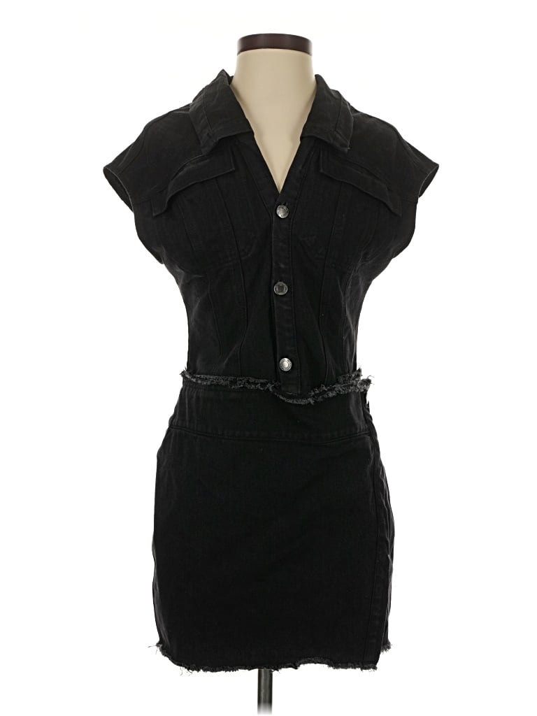 Prettylittlething Casual Dress In Black