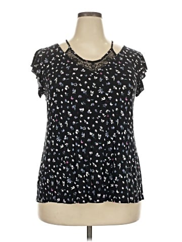 Maurices Short Sleeve Top (view 1)