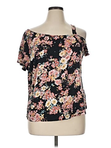 Maurices Short Sleeve Blouse (view 1)