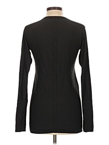 Lululemon Athletica Long Sleeve T-Shirt (view 2)