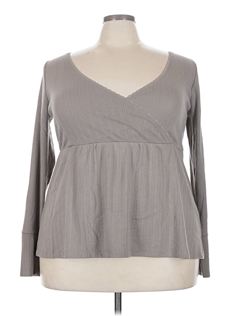 Pre-owned Hollister Long Sleeve T-shirt In Gray