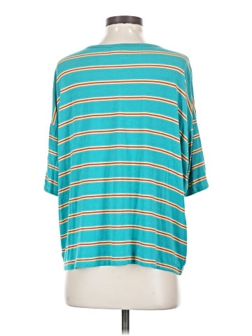 Lularoe 3/4 Sleeve T-Shirt (view 2)