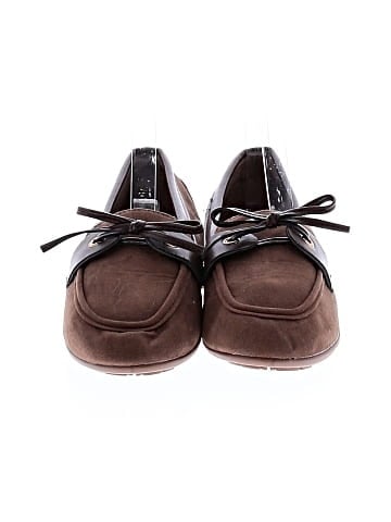 Unbranded Flats (view 2)
