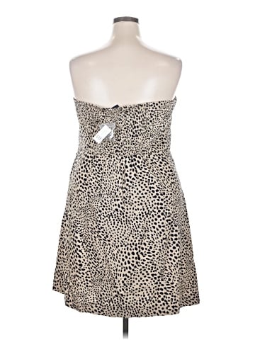 Gap Sleeveless Top (view 2)