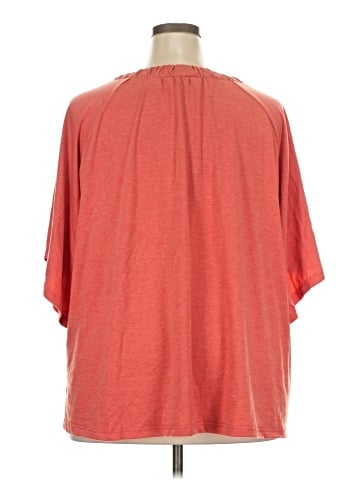 BLOOMCHIC Short Sleeve Top (view 2)
