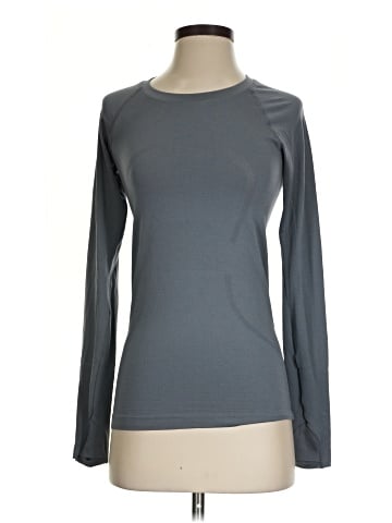 Lululemon Athletica Long Sleeve T-Shirt (view 1)