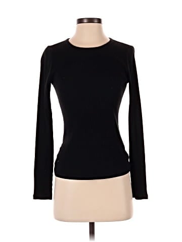 Old Navy Long Sleeve T-Shirt (view 1)