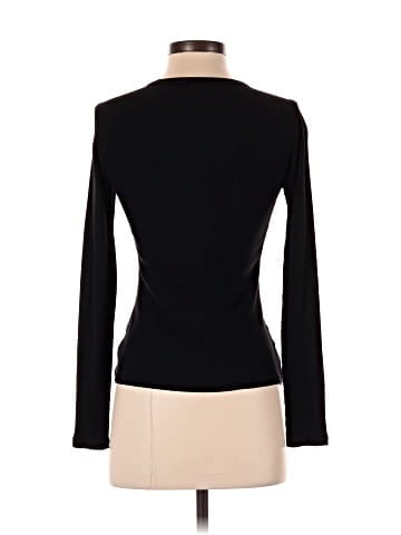 Old Navy Long Sleeve T-Shirt (view 2)