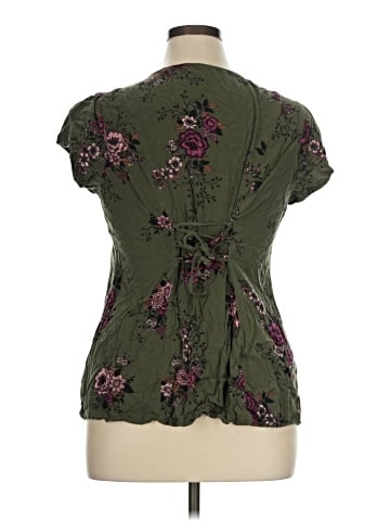 Torrid Short Sleeve Blouse (view 2)