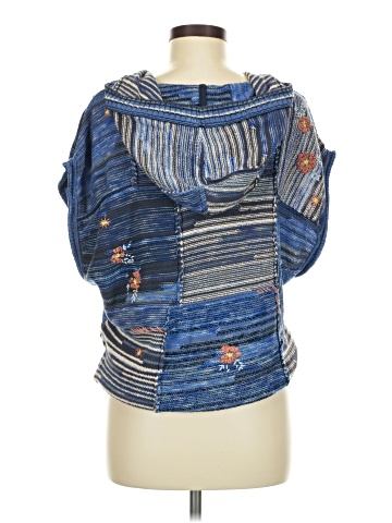 Pilcro Poncho (view 2)
