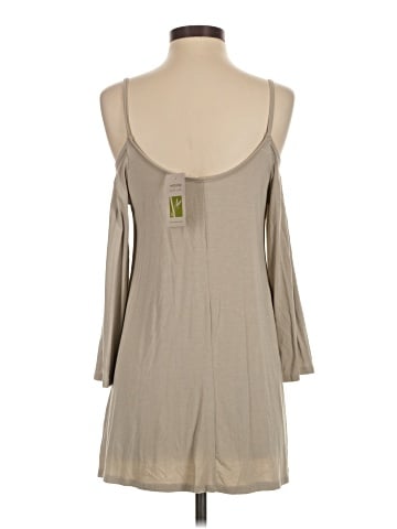 Mittoshop 3/4 Sleeve T-Shirt (view 2)