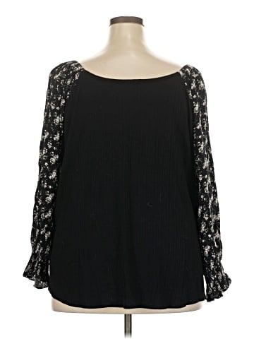 Maurices 3/4 Sleeve Blouse (view 2)