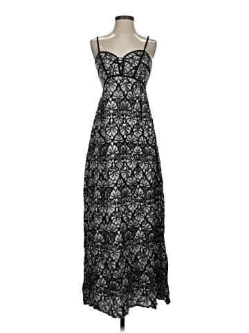 Xhilaration Cocktail Dress (view 1)