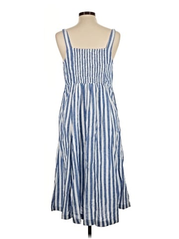 Old Navy Casual Dress (view 2)