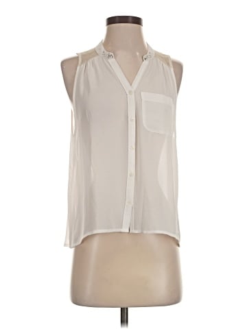 Abercrombie & Fitch Sleeveless Button-Down Shirt (view 1)