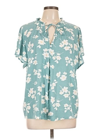 Market and Spruce Short Sleeve Blouse (view 1)