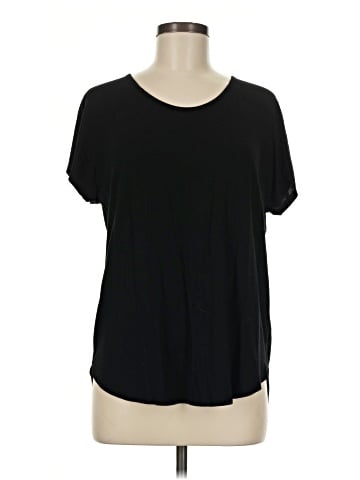 Lucy & Laurel Short Sleeve T-Shirt (view 1)