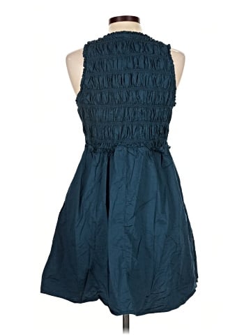 Old Navy Casual Dress (view 2)
