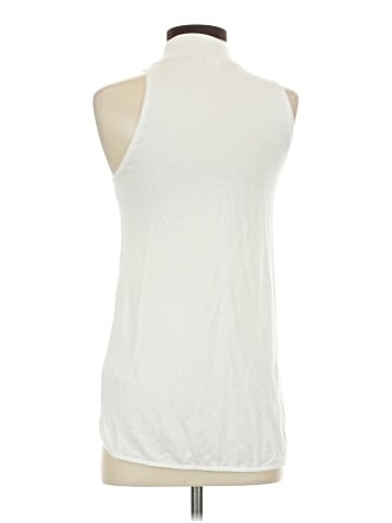 Gap Sleeveless Top (view 2)